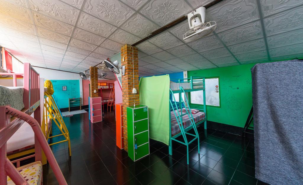 Funky Box Hostel تشيانغ كونغ المظهر الخارجي الصورة