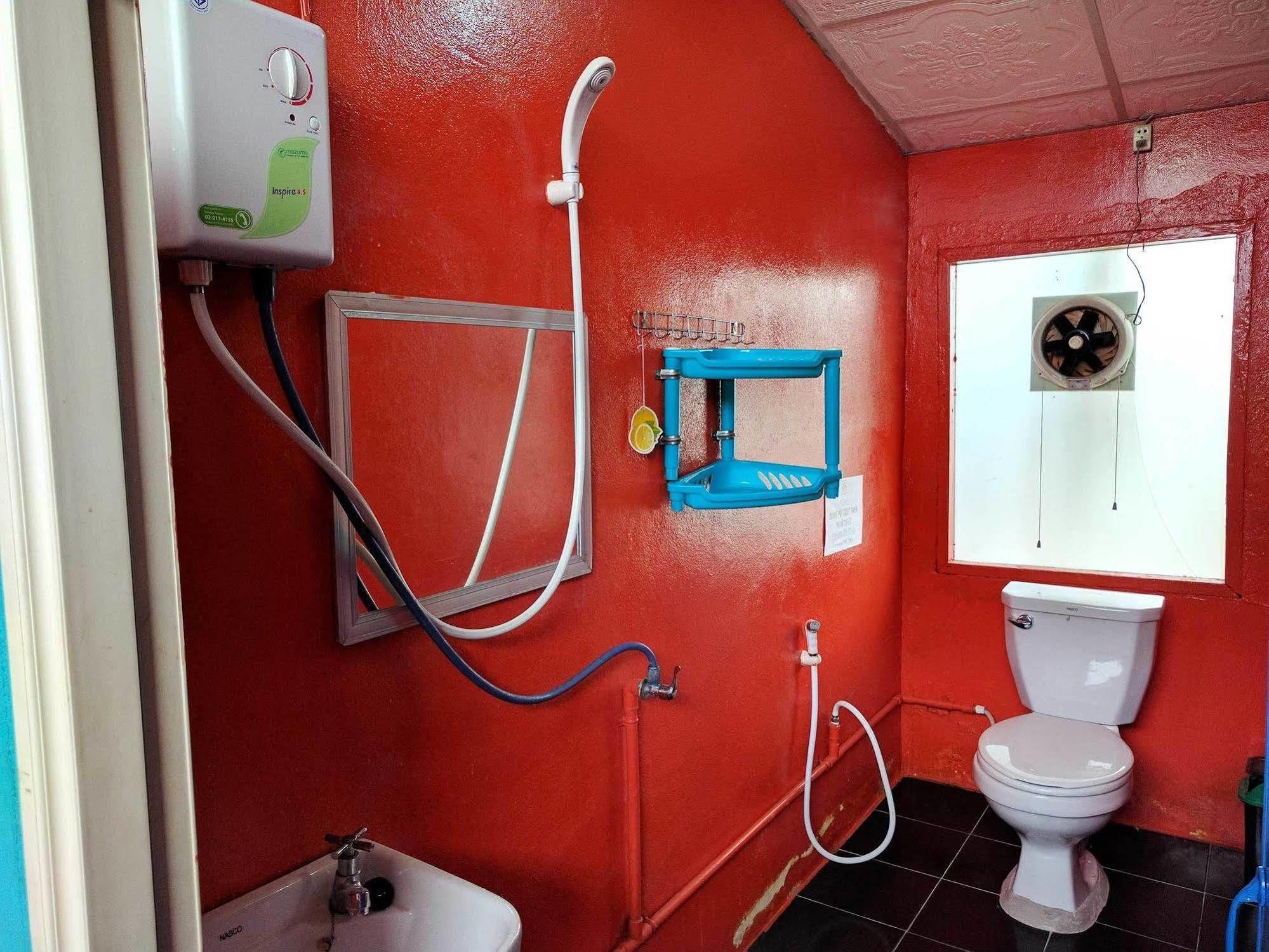 Funky Box Hostel تشيانغ كونغ المظهر الخارجي الصورة