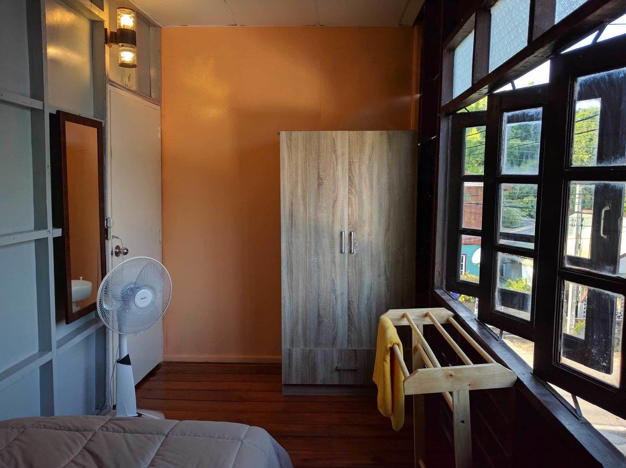 Funky Box Hostel تشيانغ كونغ المظهر الخارجي الصورة